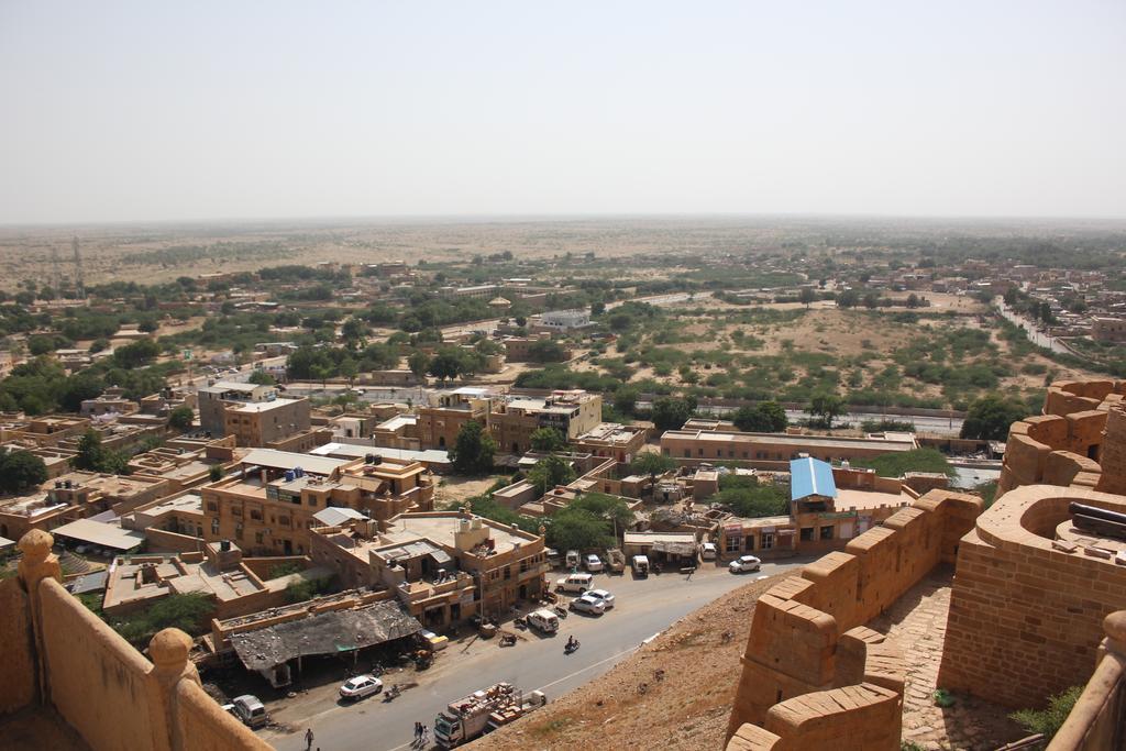 Hotel Suraj Jaisalmer Esterno foto